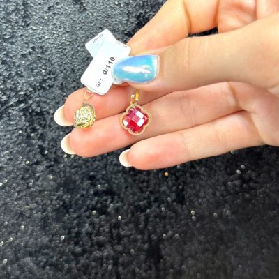 مدال سوارسکی گوی طلایی و ونکلیف قرمز
