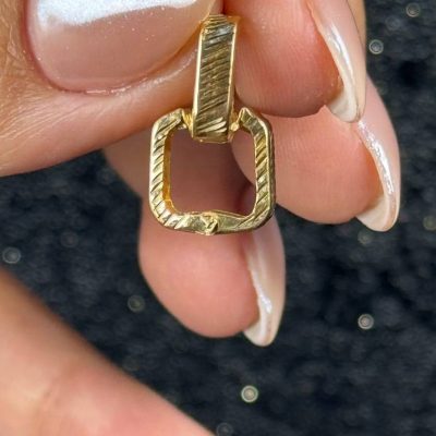 گوشواره حلقه ای مربعی تراشدار