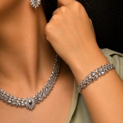 سرویس تراش سفید